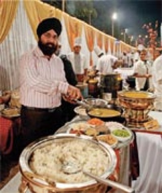 5904d1311292439-a-marriage-of-regions-and-cuisines-081113030414_food_favour_150.jpg