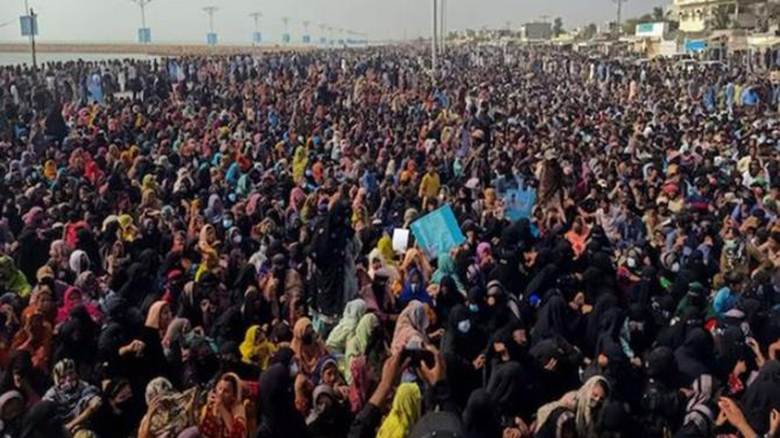 https://im.rediff.com/news/2025/may/14baloch-protest-news.jpg?w=670&h=900