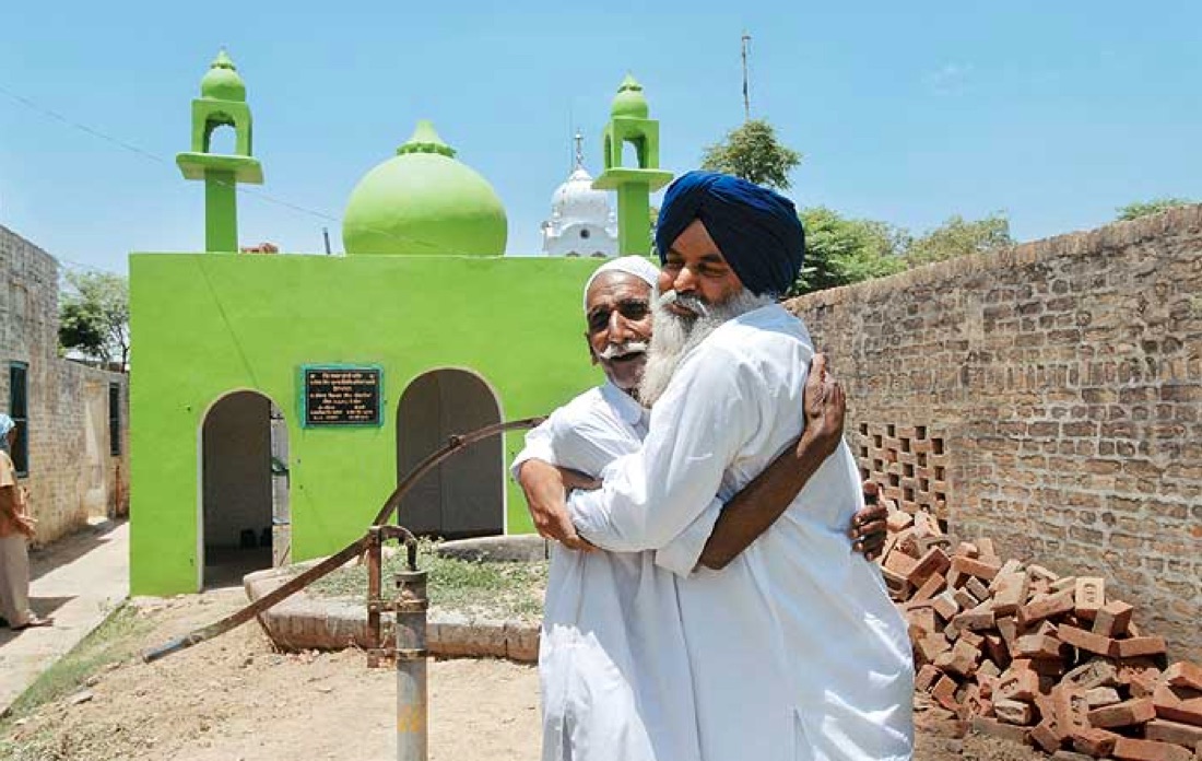sikh-hindu-muslim-mosques-punjab.jpg