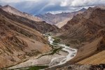 Indus River flowing along Upshi.jpg