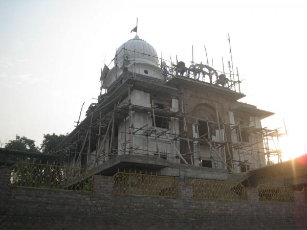 gurdwara chola shaib building