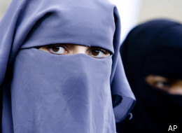 s-ITALY-BURQA-BAN-large.jpg