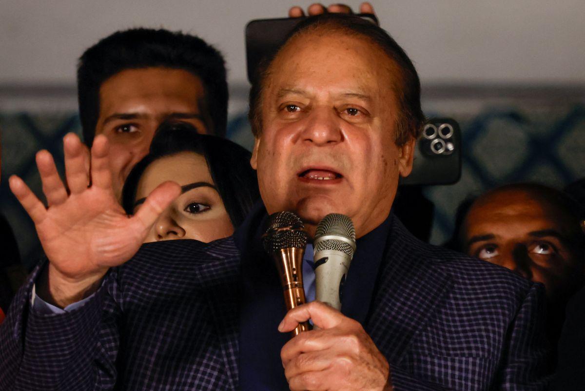 Nawaz nominates brother Shehbaz as Pak PM candidate