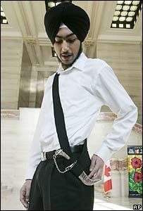 _41398622_ap_singh203.jpg